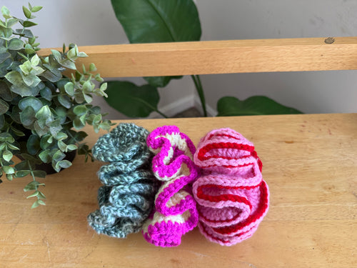 CROCHET RUFFLE SCRUNCHIE PATTERN - beginner