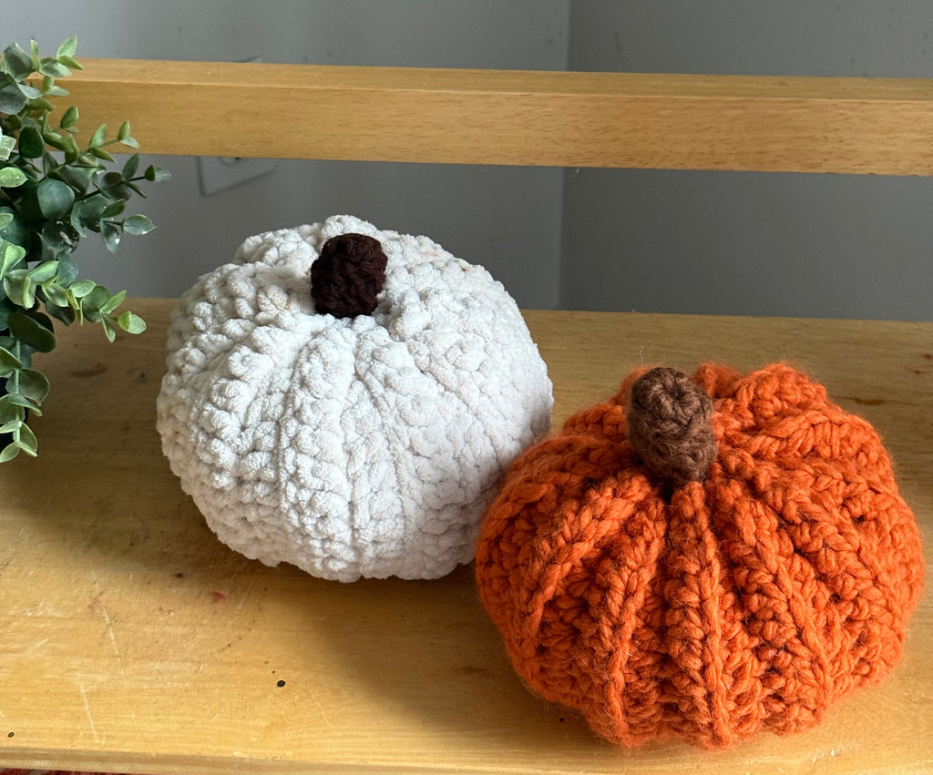 PUMPKIN PLUSHIE PATTERN - beginner